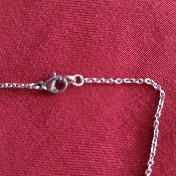 17 inch silver necklace - Picture 3 of 5